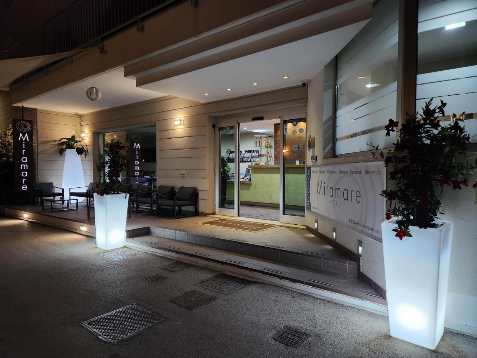 Hotel Miramare Pineto Exterior foto