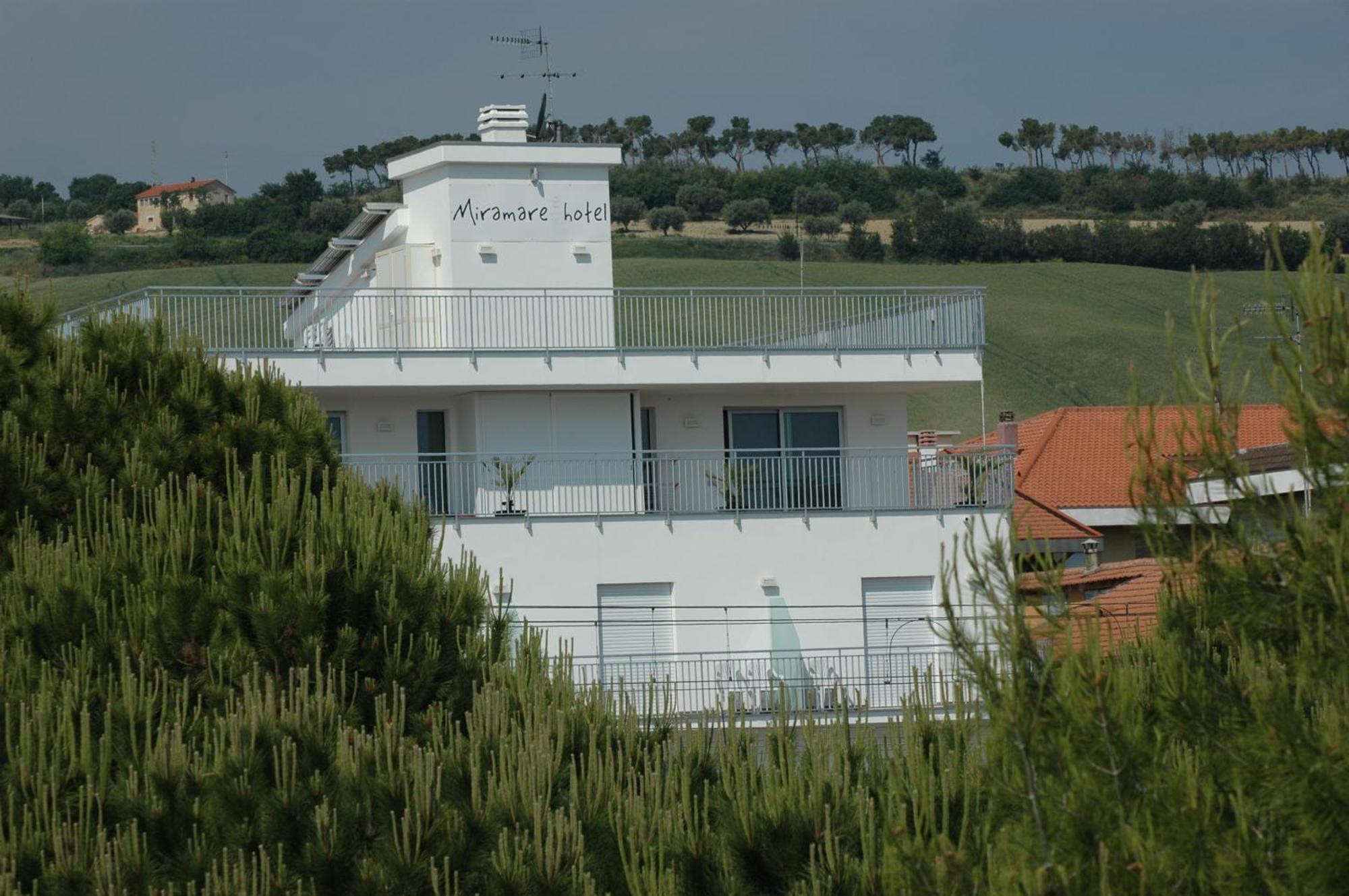 Hotel Miramare Pineto Exterior foto