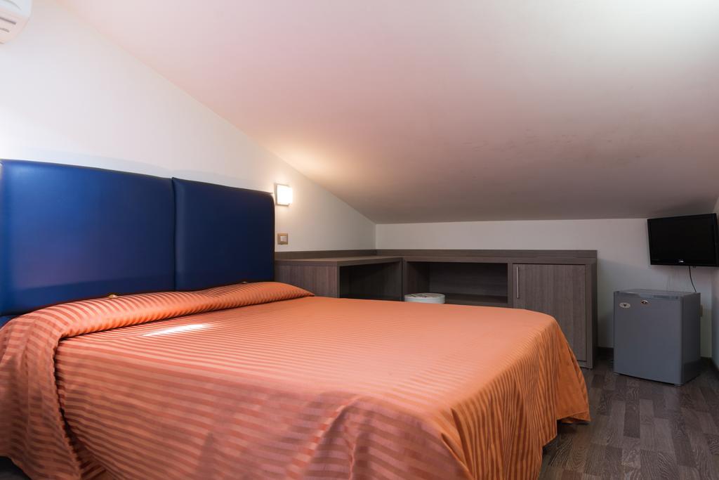 Hotel Miramare Pineto Exterior foto